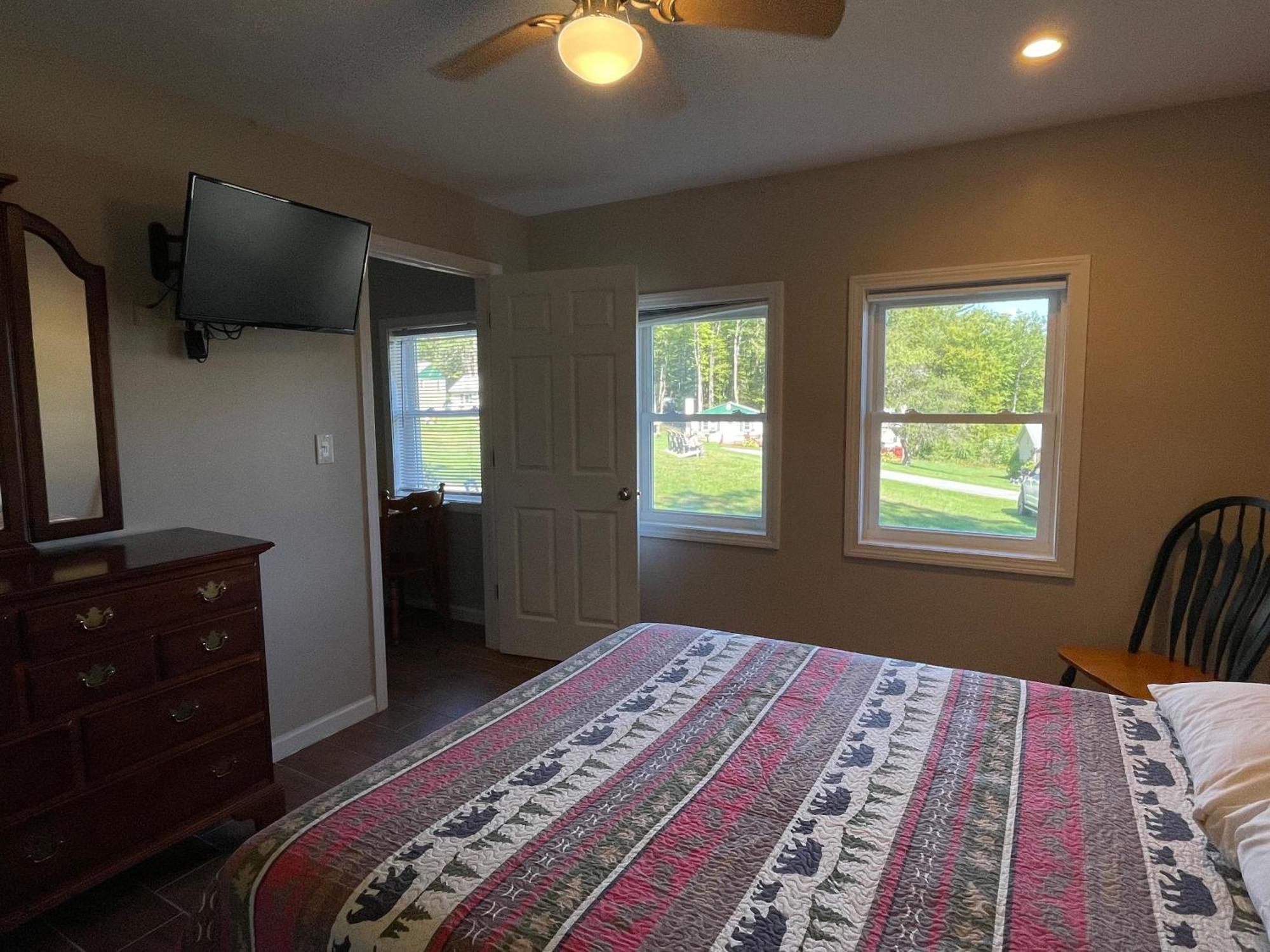 Hill View Motel And Cottages بحيرة جورج المظهر الخارجي الصورة