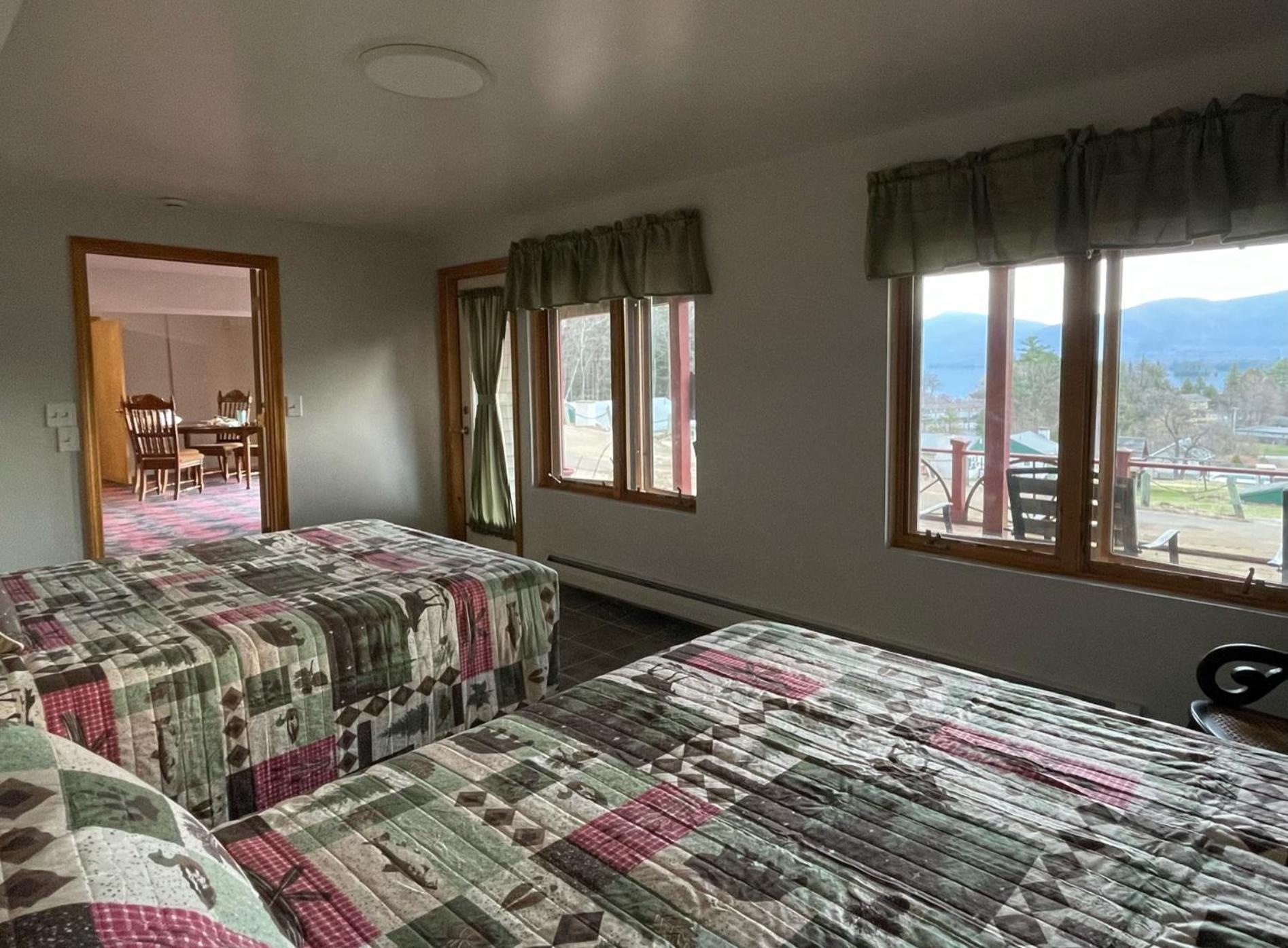 Hill View Motel And Cottages بحيرة جورج الغرفة الصورة