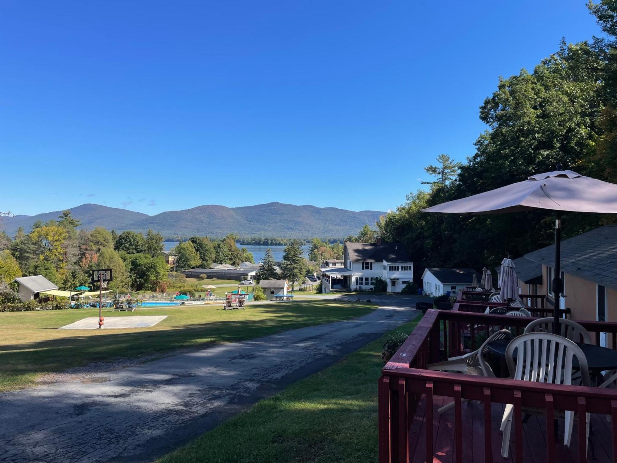 Hill View Motel And Cottages بحيرة جورج المظهر الخارجي الصورة