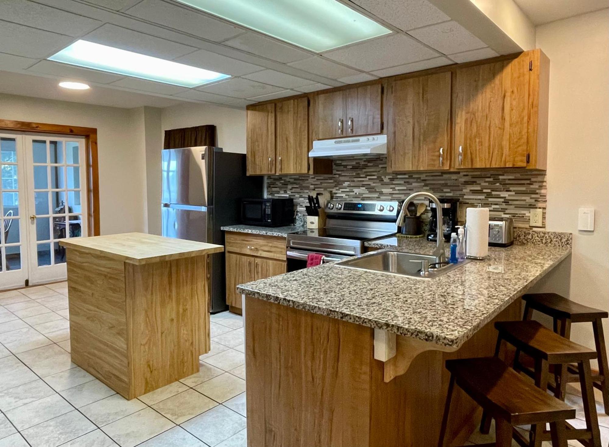 Hill View Motel And Cottages بحيرة جورج المظهر الخارجي الصورة